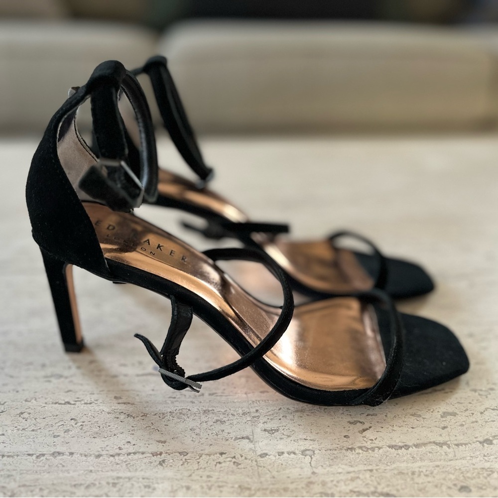 Ted Baker London TRIA Triple Strap Sandals, Black Suede, Size US 7 / EU 37.5